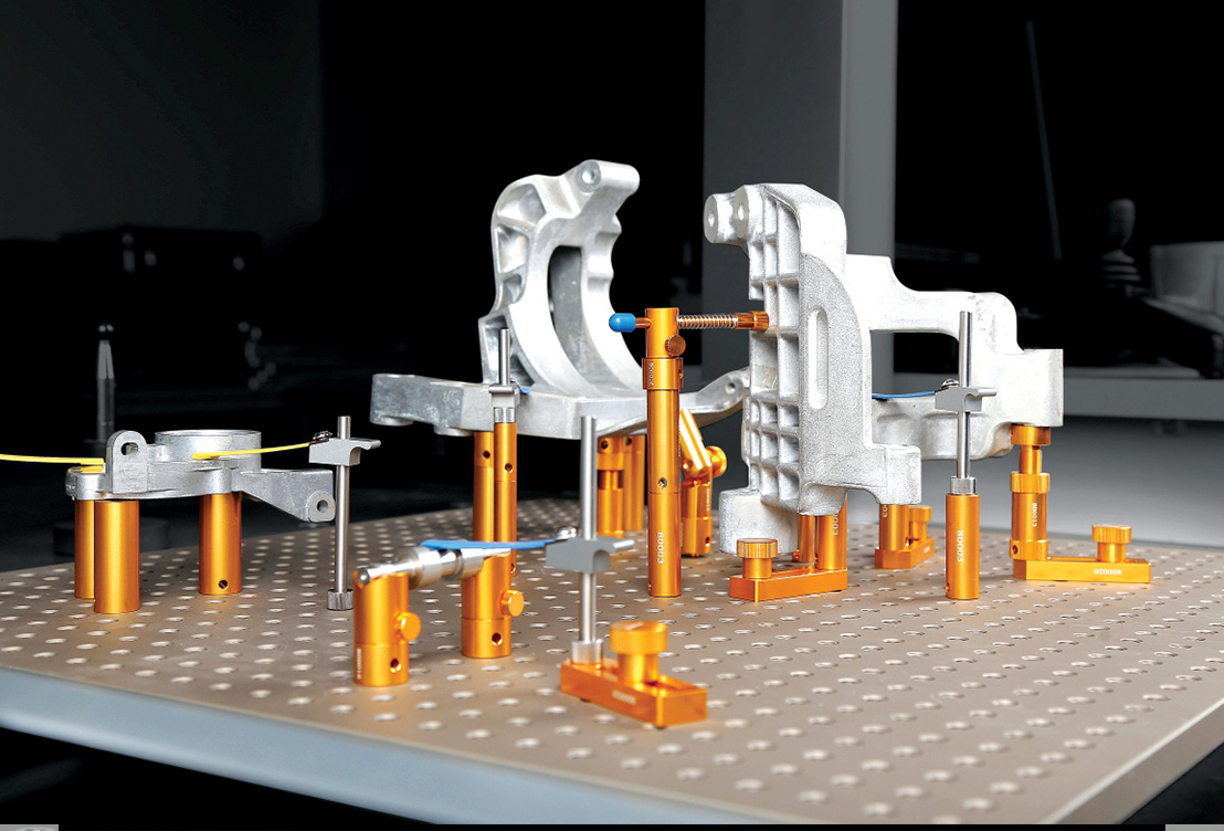 Bộ gá kẹp mẫu đa năng bằng nhôm hợp kim, dùng cho máy đo tọa độ 3D CMM, kích thước bàn gá 500x500mm, mã hàng: Leader CMM-FT-500
